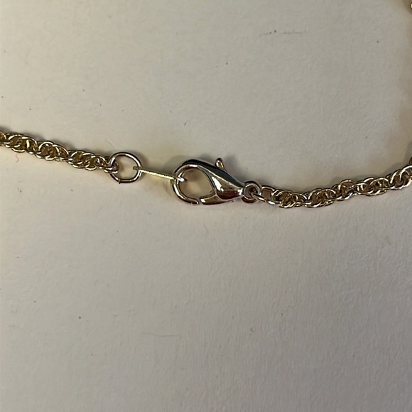 Rounded Triangular Cat Looking Out Window Pendant Necklace - Picture 7 of 13